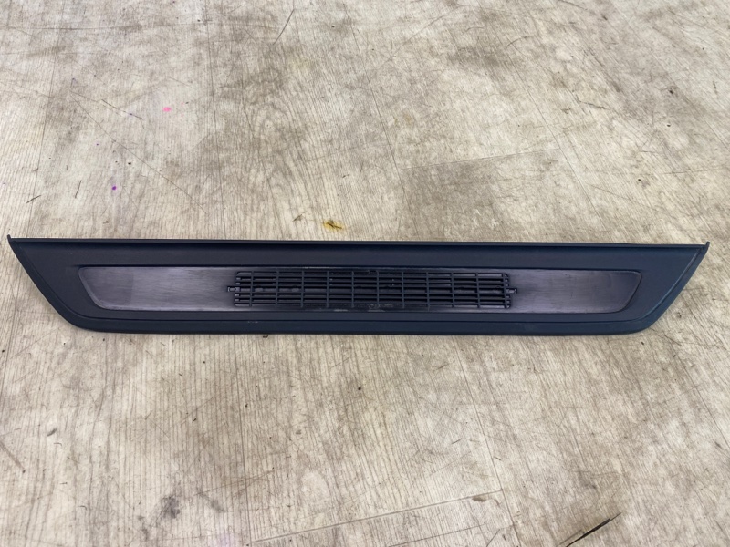 Накладка на порог передняя BMW 5 2016 2017 2018 2019 2020 2021 2022 G30 51477398321 контрактная