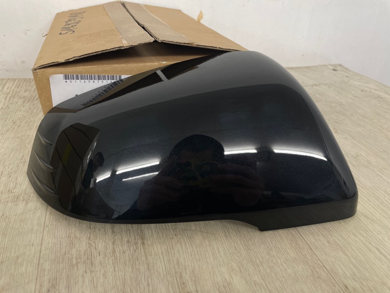НАКЛАДКА ЗЕРКАЛА правая BMW 1 F40 51169879148 новая