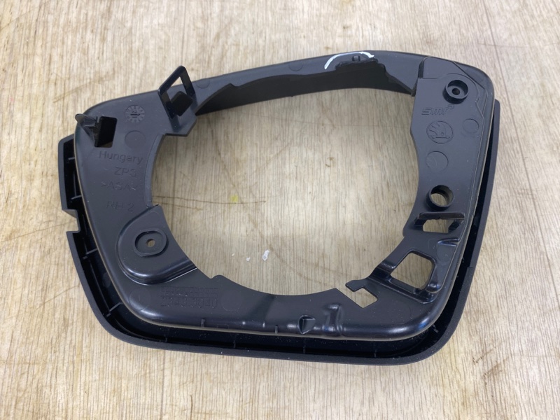 ЗЕРКАЛО правое OCTAVIA A8