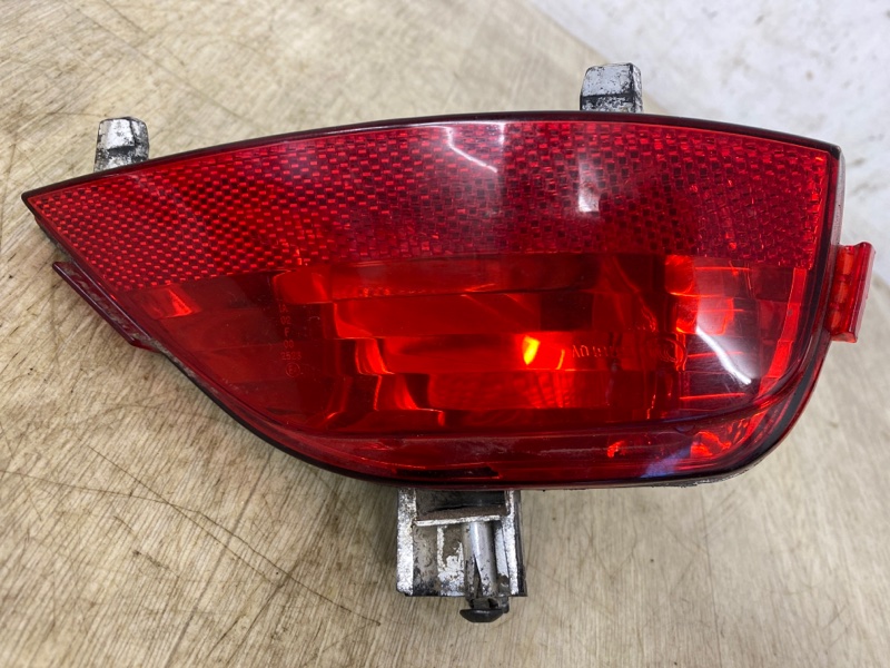 ФОНАРЬ В БАМПЕР задний правый RENAULT DUSTER 2011 2012 2013 2014 2015 2016 2017 2018 2019 2020 0339000 Б/У