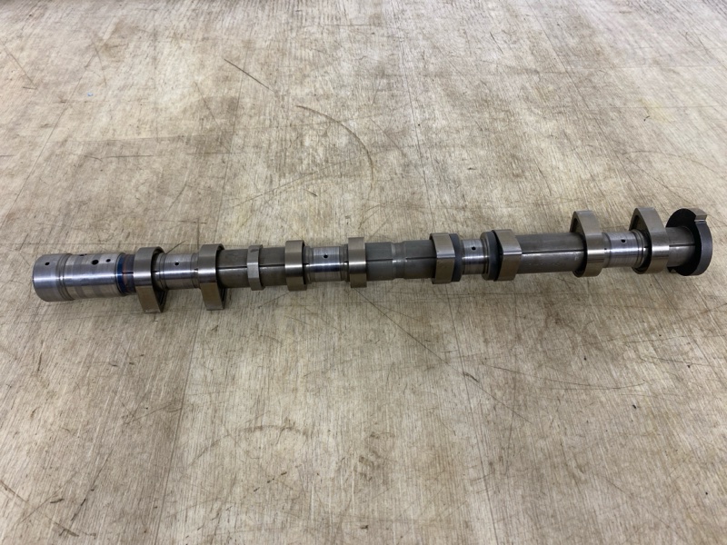 Распредвал HYUNDAI IX-35 2010 2011 2012 2013 2014 2015 2016 2017 2018 2019 2020 TM G4KD 241002G000 Б/У