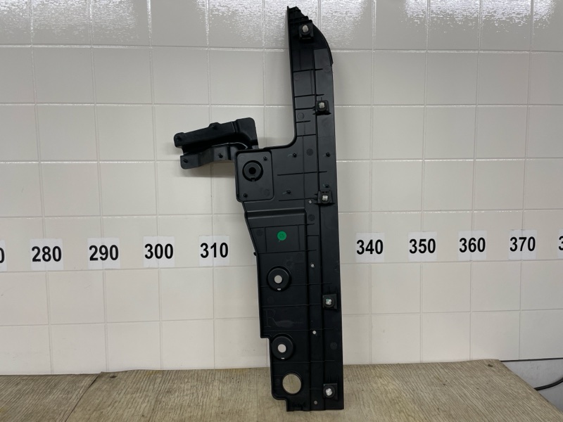 НАКЛАДКА передняя правая F7 2024 2025