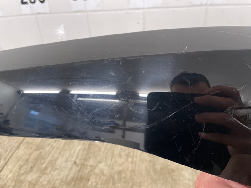 Молдинг бампера передний левый JS4 2021 2022 2023 2024