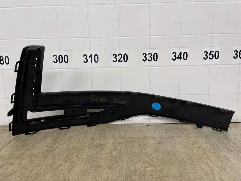 Молдинг бампера передний левый JS4 2021 2022 2023 2024