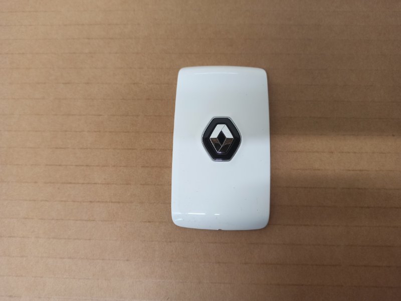 НАКЛАДКА RENAULT ARKANA 2018 2019 2020 2021 2022 2023 2024 0 285C70175R новая
