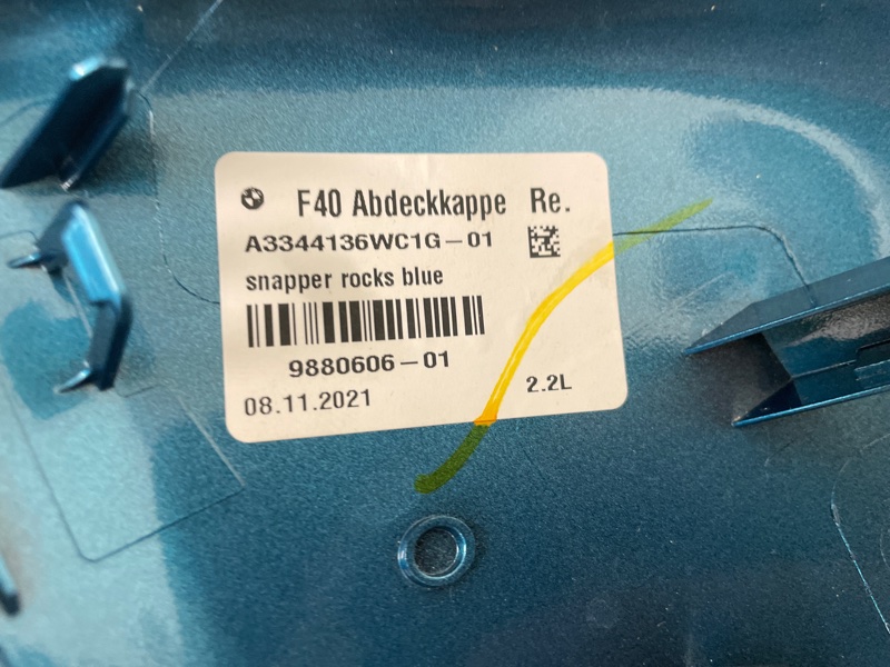 НАКЛАДКА ЗЕРКАЛА правая 1 F40 НАКЛАДКА ЗЕРКАЛА правая 1 F40