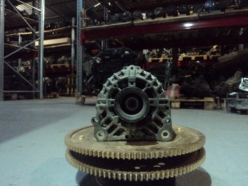 Генератор Audi A3 8L1 (б/у) Генератор Audi A3 8L1 (б/у)