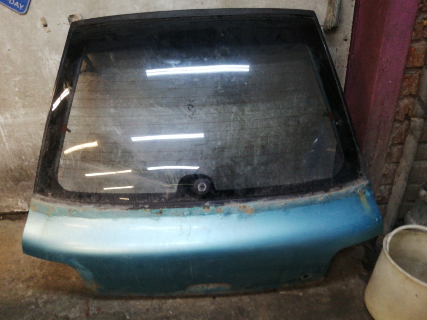 Крышка багажника Subaru Impreza GF задняя (б/у)