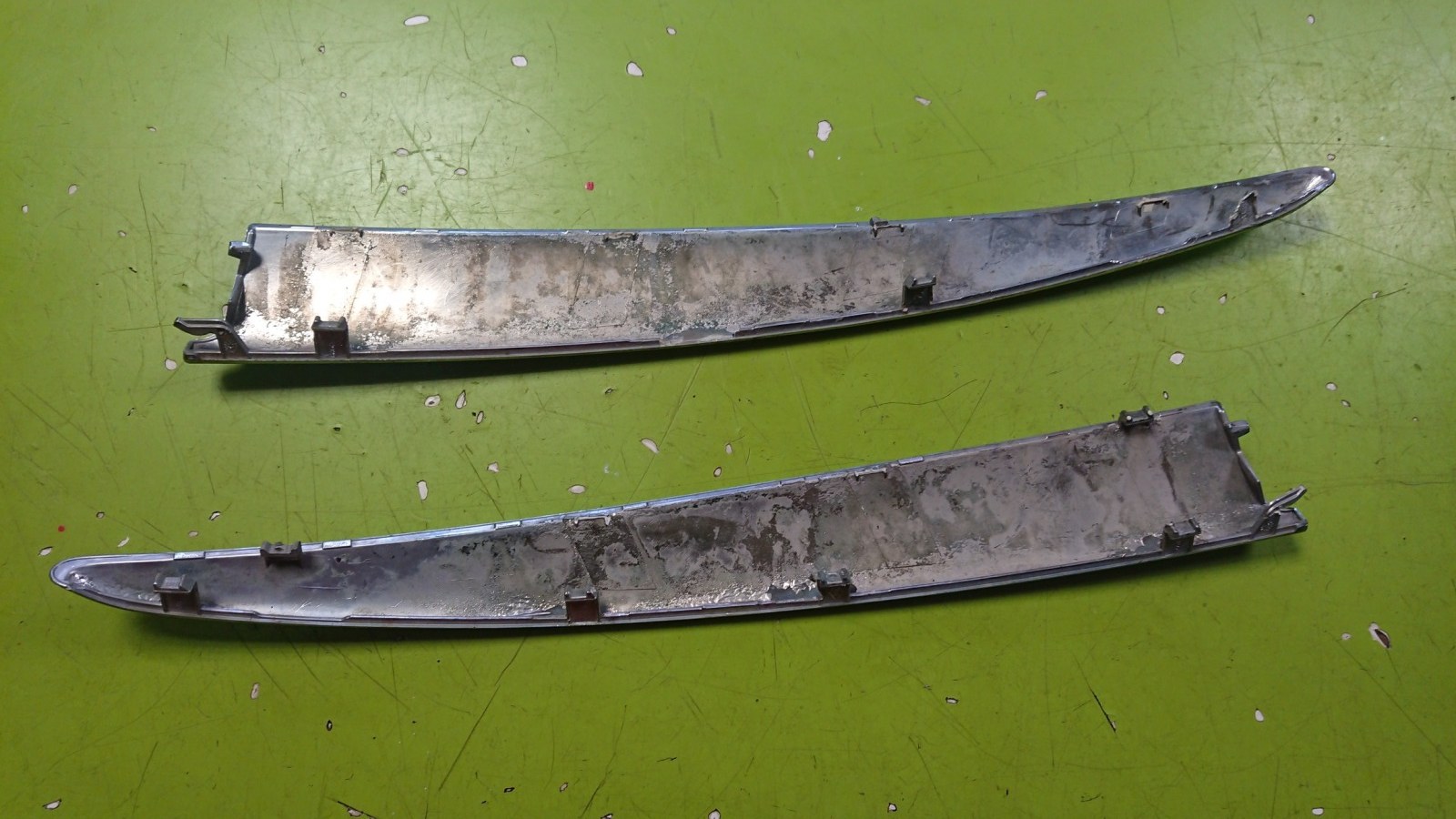 Накладка декоративная передняя renault laguna 2008 3 Б/У