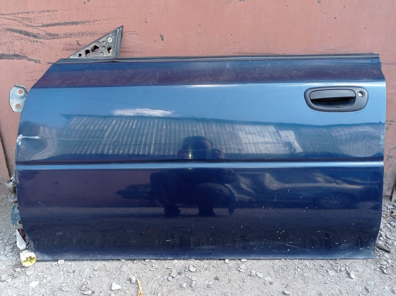 Дверь Subaru Impreza GC GF передняя левая (б/у)