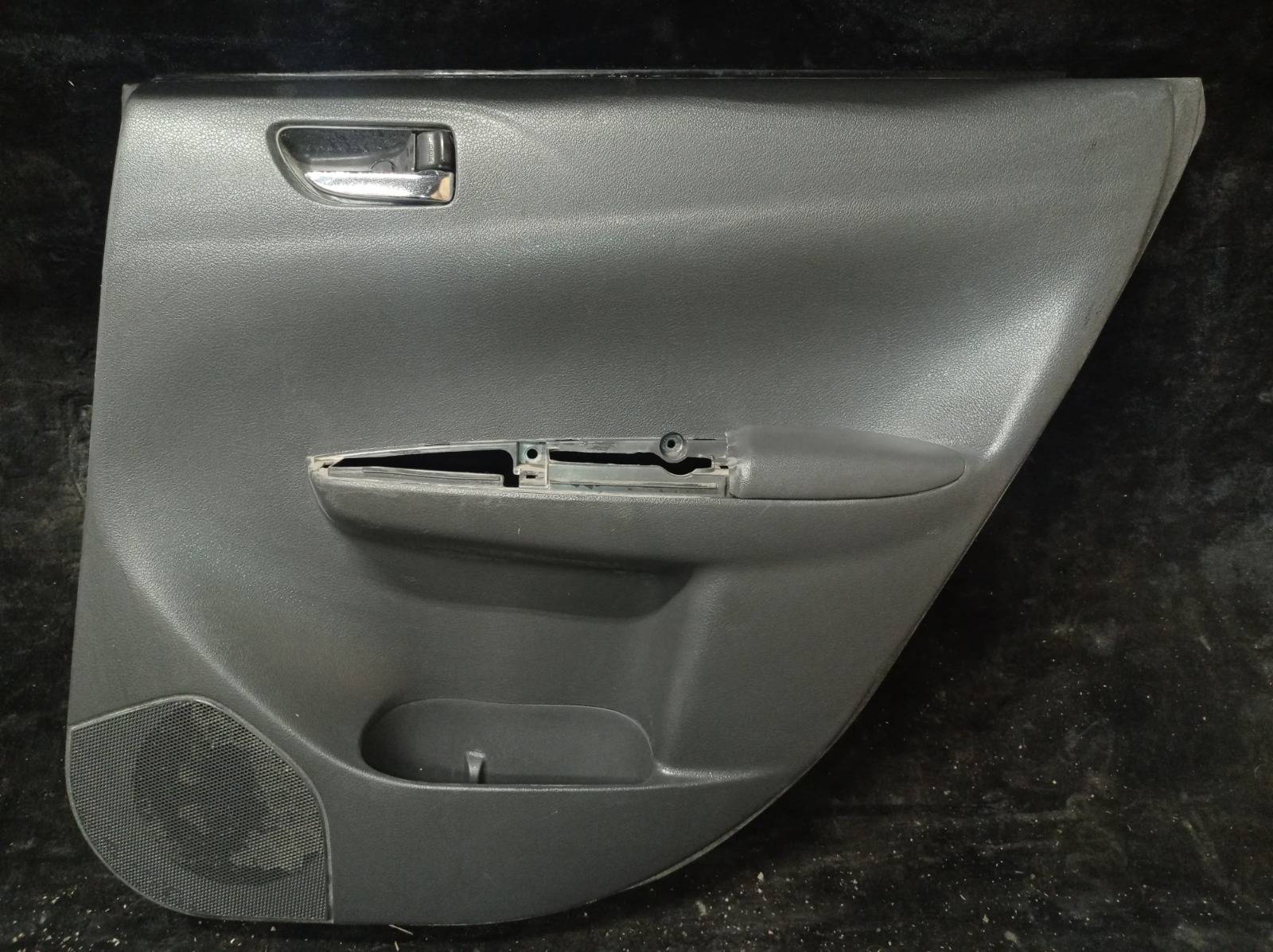 Дверная карта Subaru Impreza GH задняя правая (б/у)