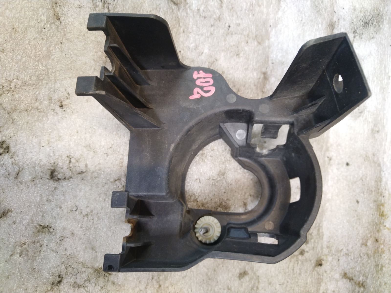 Крепление противотуманной фары левое Subaru Exiga 84927-KG090 контрактная
