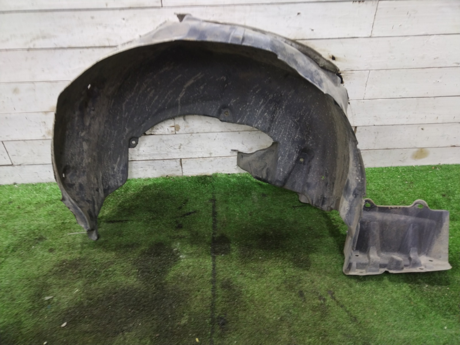 Подкрылок задний левый Forester sJ Подкрылок задний левый Forester sJ