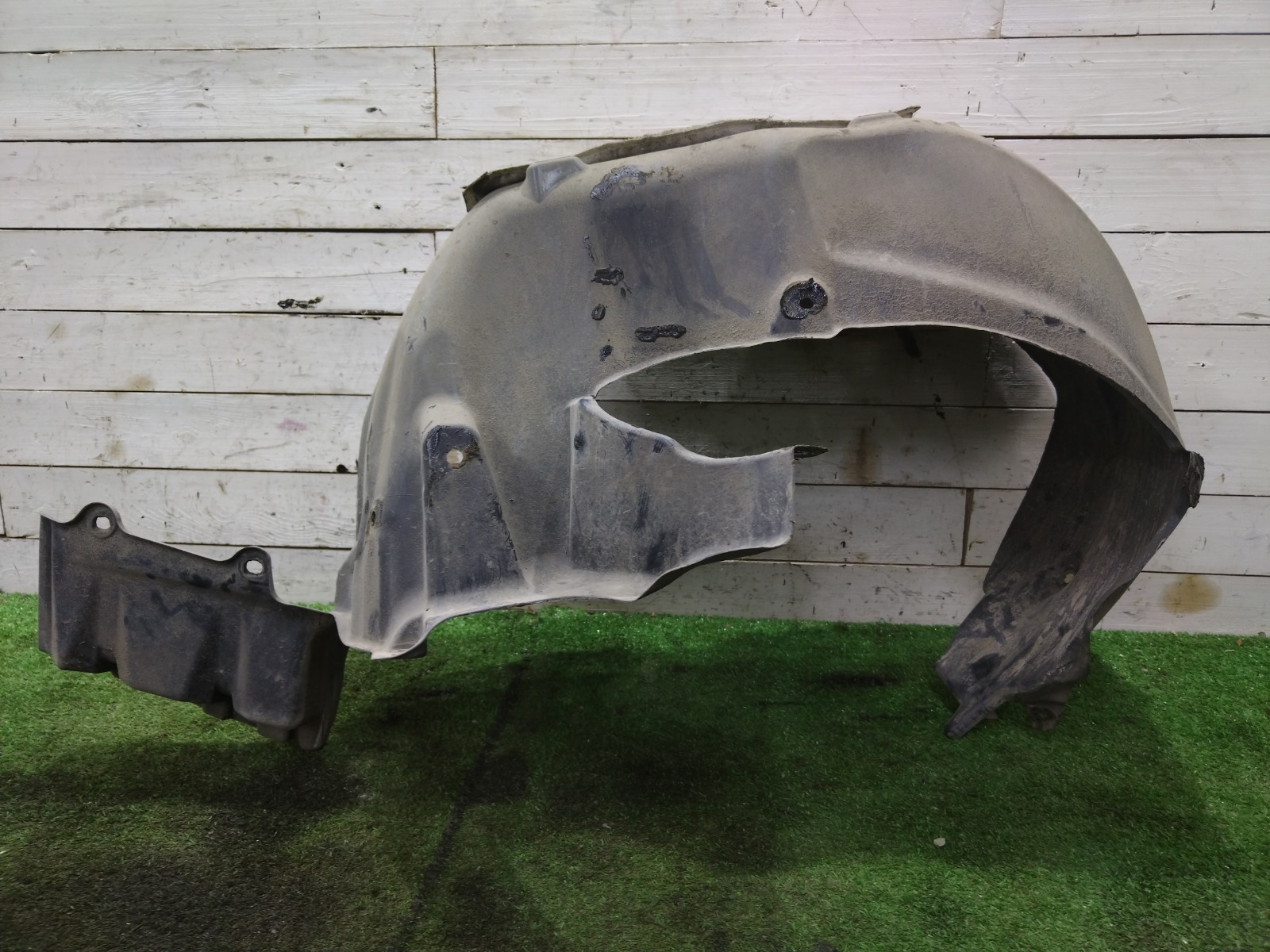 Подкрылок задний левый Forester sJ Подкрылок задний левый Forester sJ