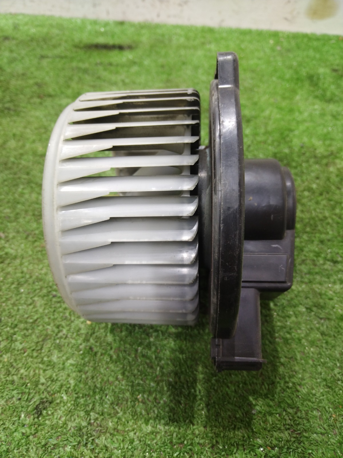 Мотор печки Subaru Legacy BL