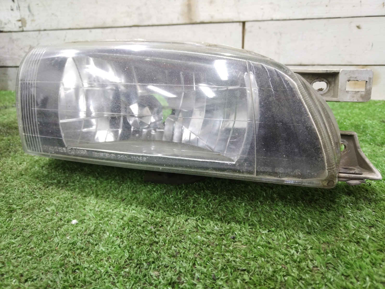 Фара правая Subaru impreza GF GC