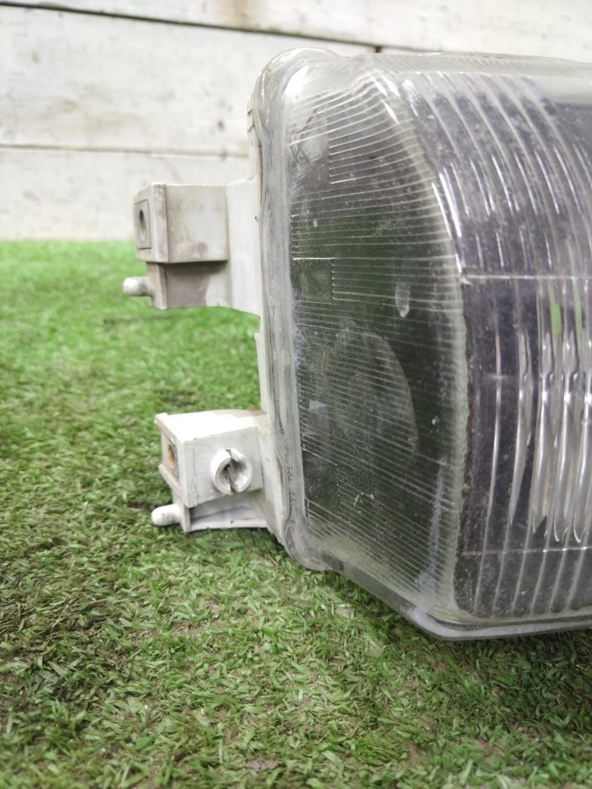 Фара правая impreza GF GC