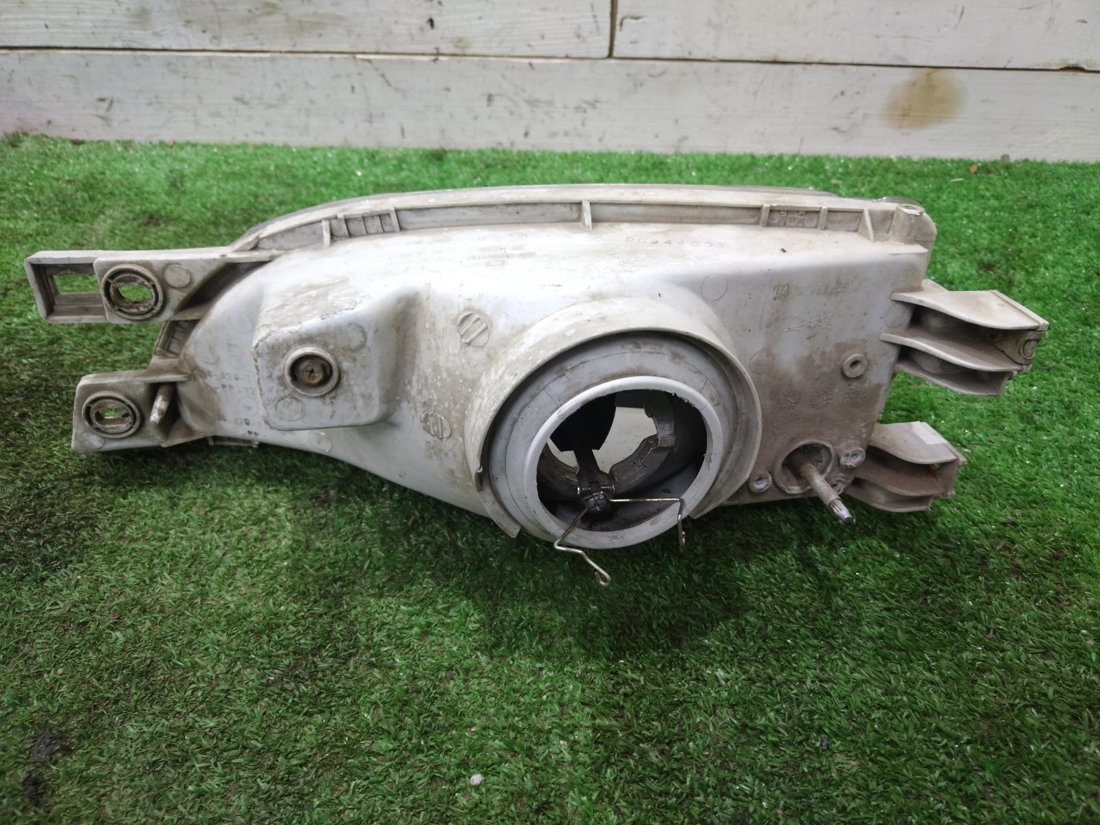 Фара правая impreza GF GC