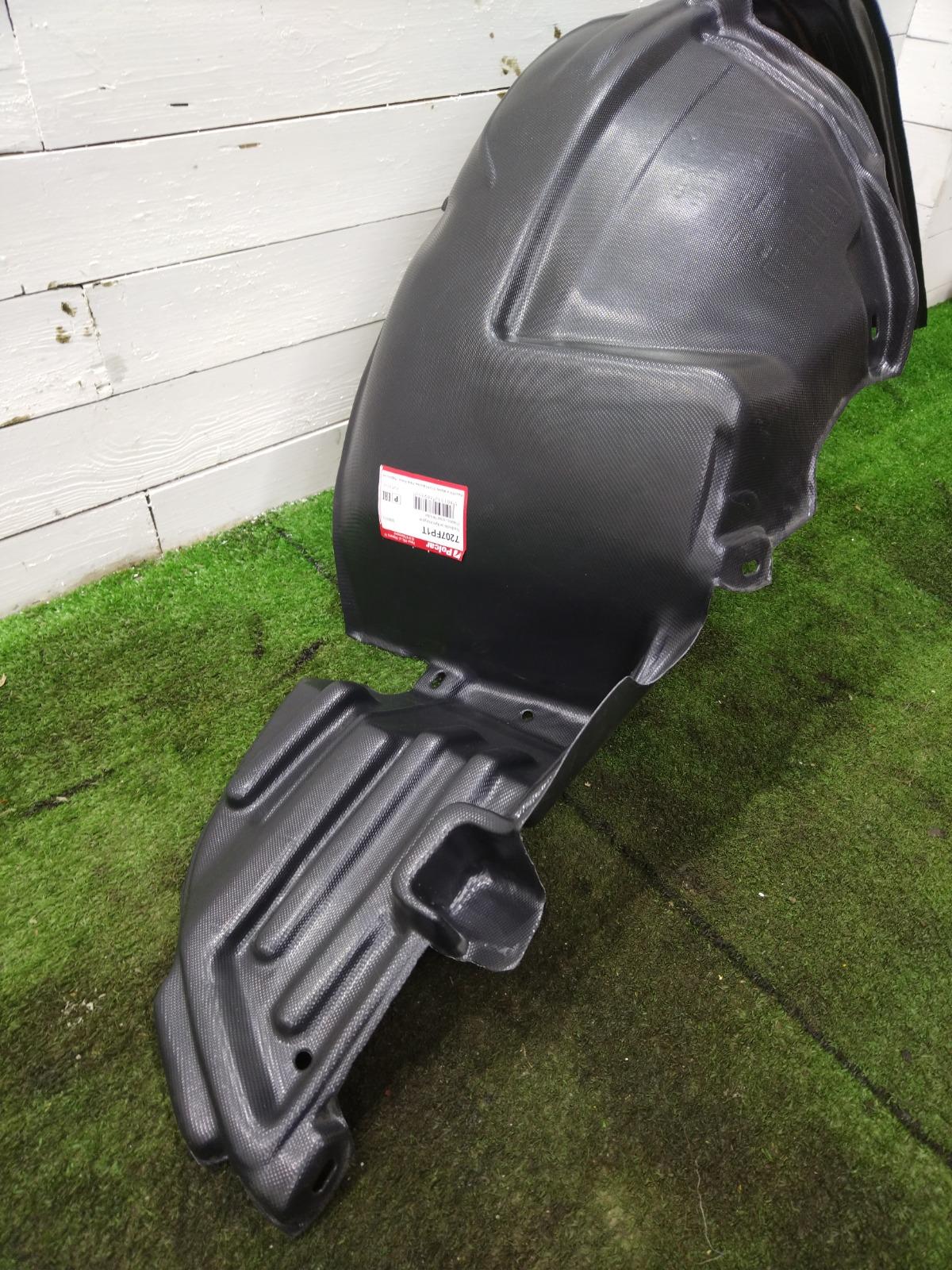 Подкрылок передний правый Legacy BH