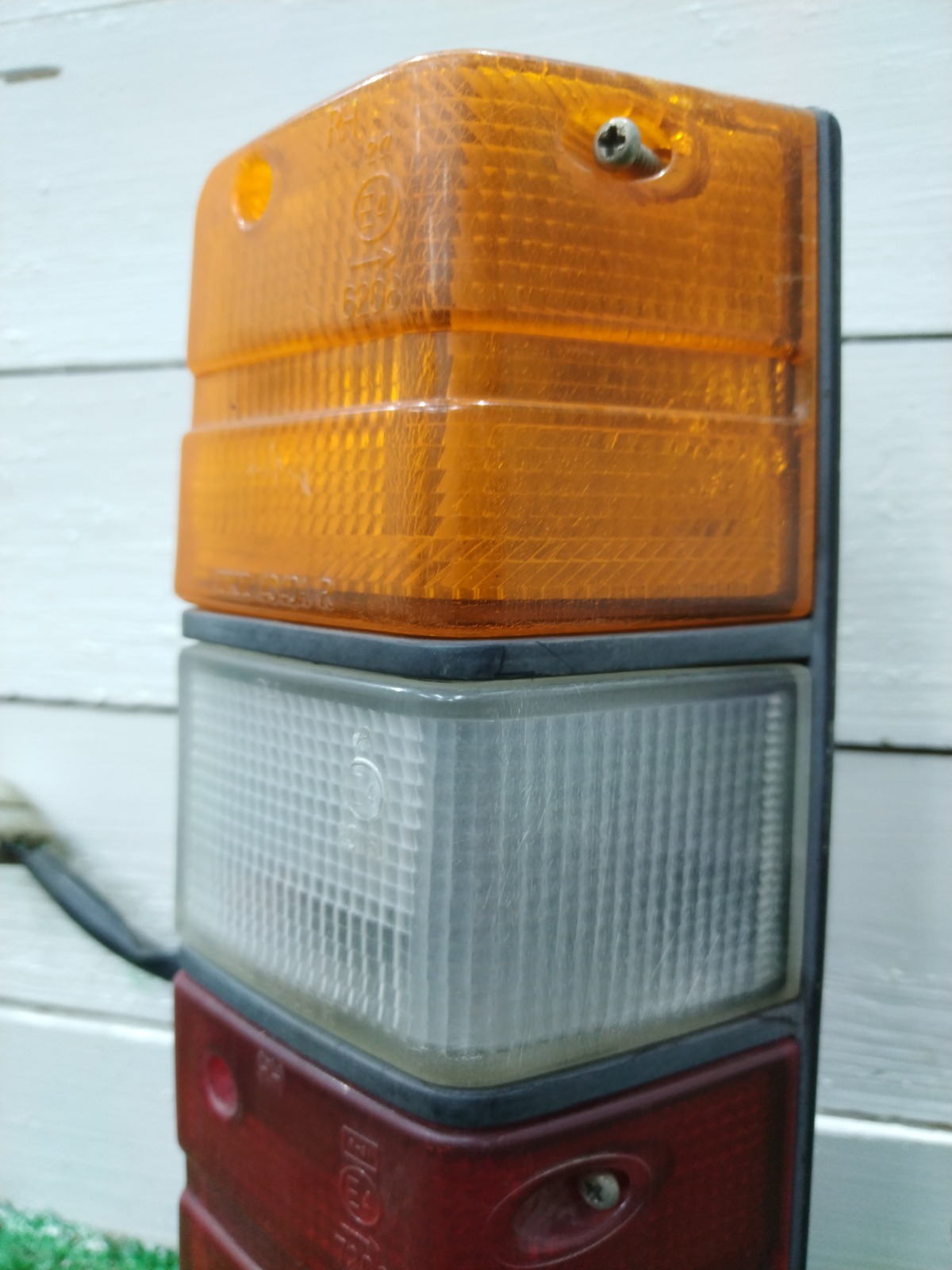 Задний фонарь правый Domingo