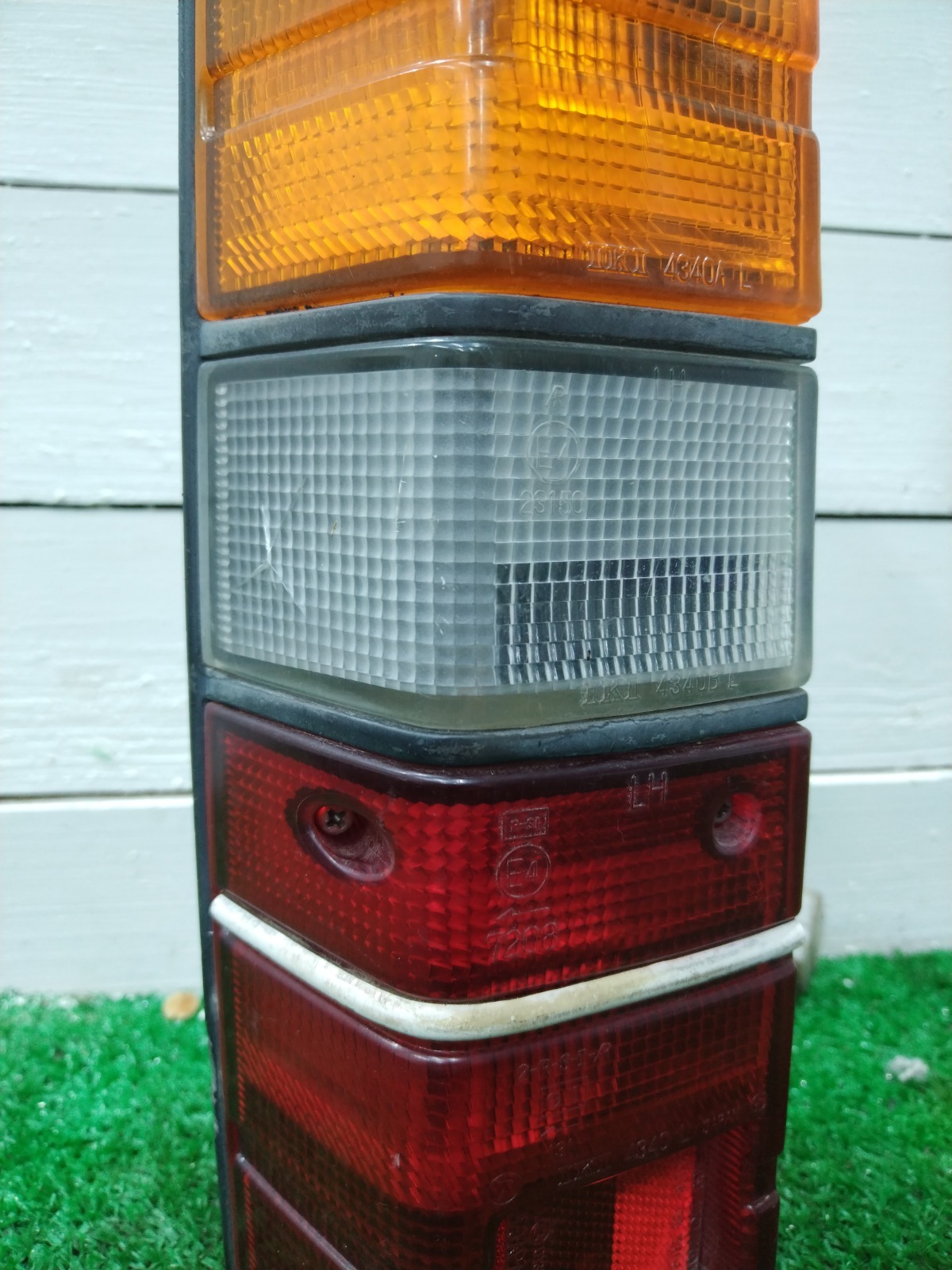 Задний фонарь левый Domingo Задний фонарь левый Domingo