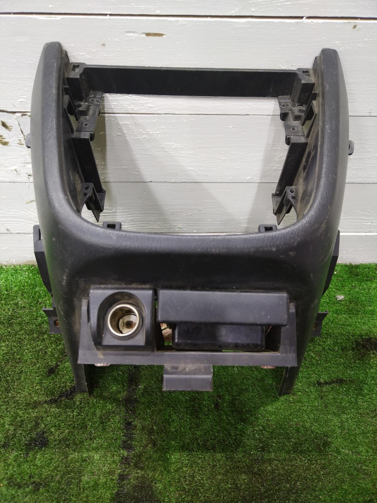 Накладка под торпедо impreza GD GG EJ152