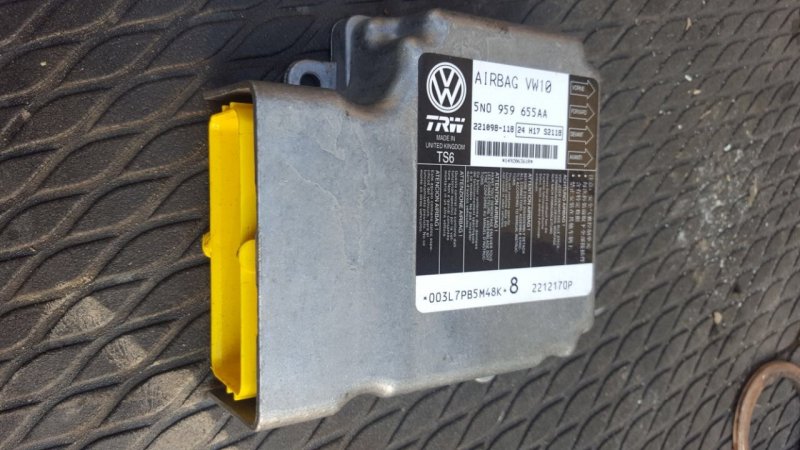Блок srs Volkswagen Passat B7 CDA 2014 (б/у)