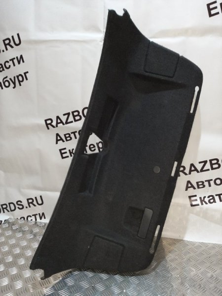 Обшивка крышки багажника Audi A5 8T CDHB 069012 2009 (б/у)