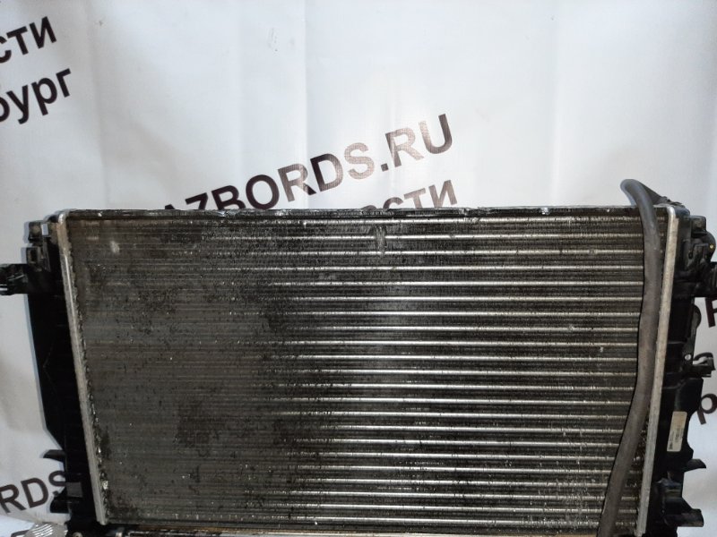 Радиатор двс Volkswagen Crafter (б/у)