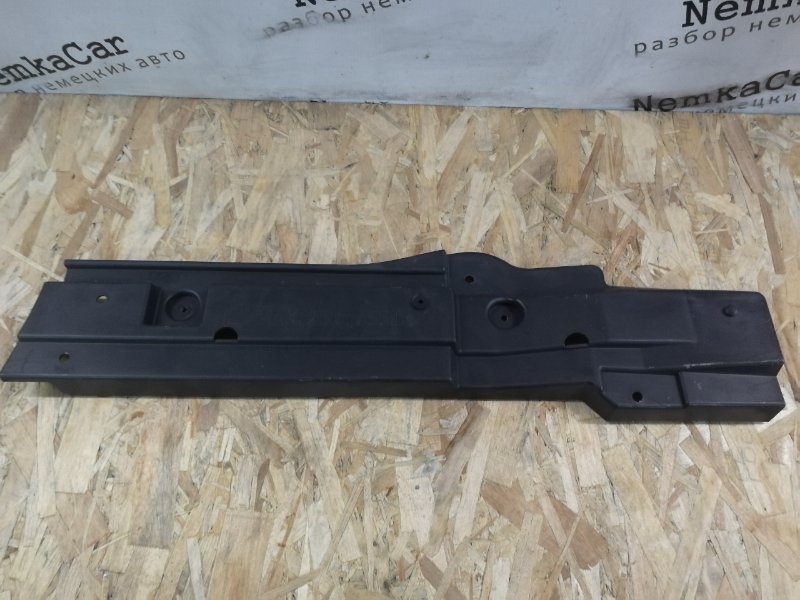 Накладка багажника левая BMW 3-Series 2008 E91 N52B25 51477068885 контрактная