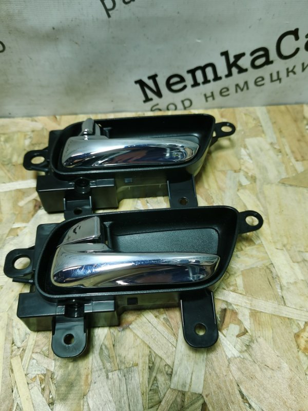 Ручка двери внутренняя левая INFINITI FX35/QX70 2008 S51 VQ35HR 806711BA0B Б/У