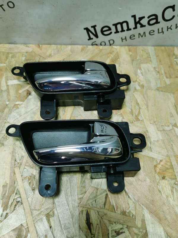 Ручка двери внутренняя правая INFINITI FX35/QX70 2008 S51 VQ35HR 806701BA0B Б/У