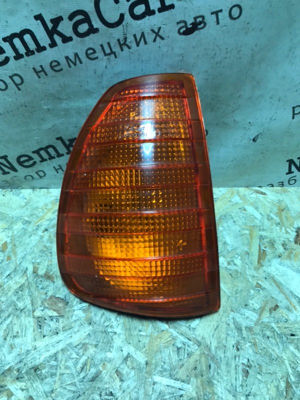 Поворотник правый Mercedes w123 1980 Седан M123.920 22352000 Б/У