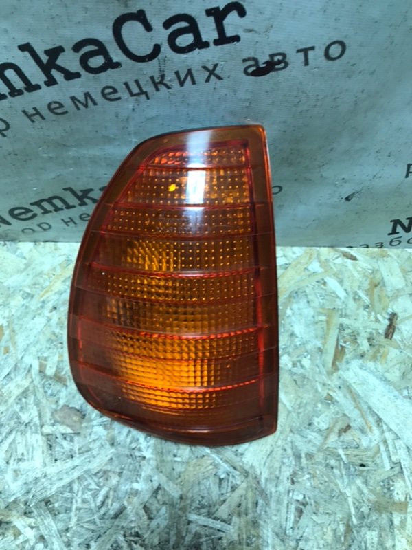 Поворотник правый w123 1980 Седан M123.920