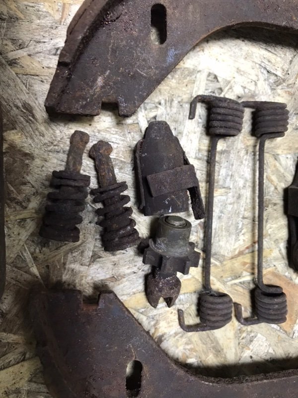 Механизм стояночного тормоза 3-Series 1983 E30 m20 Механизм стояночного тормоза 3-Series 1983 E30 m20