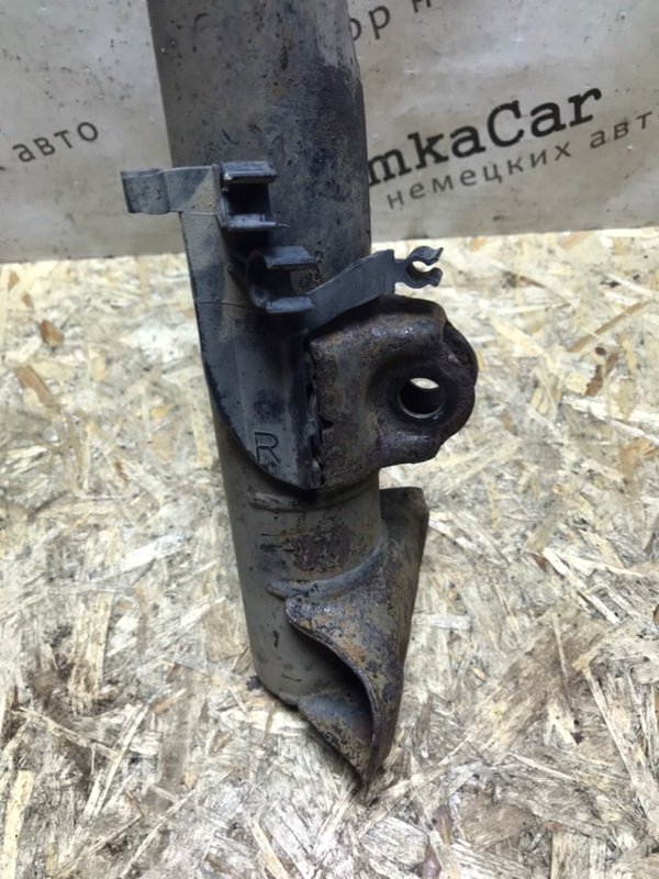 Амортизатор передний Mercedes W124 E260 M103.940