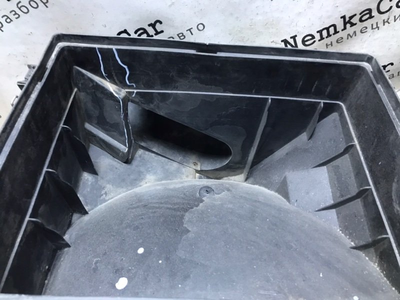 Корпус воздушного фильтра C180 1996 W202 111.920