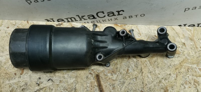 Корпус масляного фильтра VIANO 2011 639 рест 651.940