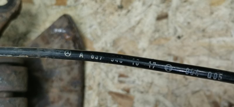 Кулак поворотный передний правый VIANO 2011 639 рест 651.940