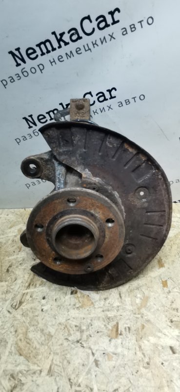 Кулак поворотный передний правый Mercedes VIANO 639 рест 651.940