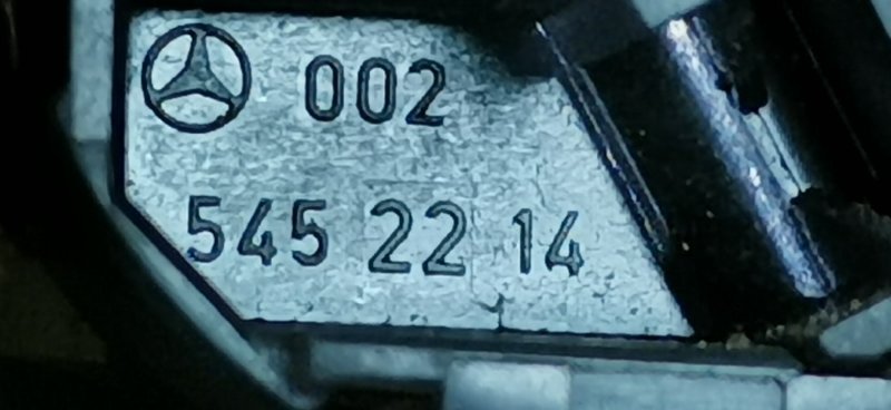Кнопка кикдауна W124 1994 Седан 104.942