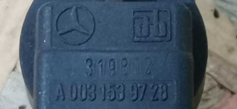 Датчик распредвала VIANO 2004 639 OM646.982