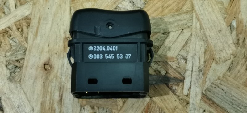 Кнопка обогрева стекла Mercedes Vito 638 601.970