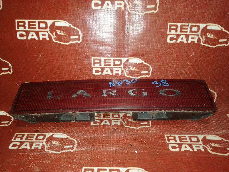 Накладка 5-й двери Nissan Largo NW30-008885 KA24 1995 (б/у)