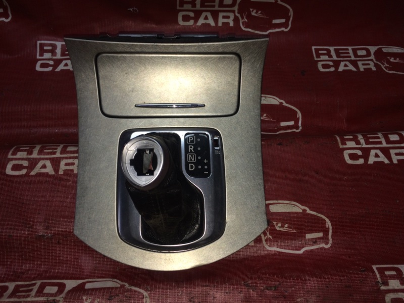 Консоль кпп Nissan Skyline NV36-302246 VQ25HR 2007 (б/у)