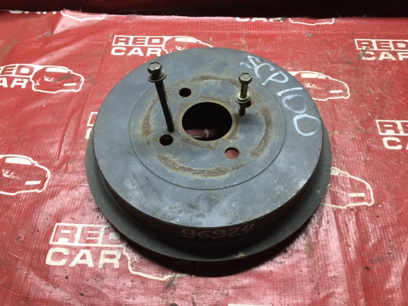 Тормозной барабан задний TOYOTA RACTIS SCP100 42431-52090 контрактная