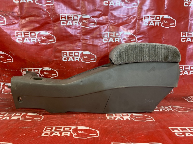 Бардачок между сиденьями Toyota Corolla AE114-5003058 4A-1165270 (б/у)