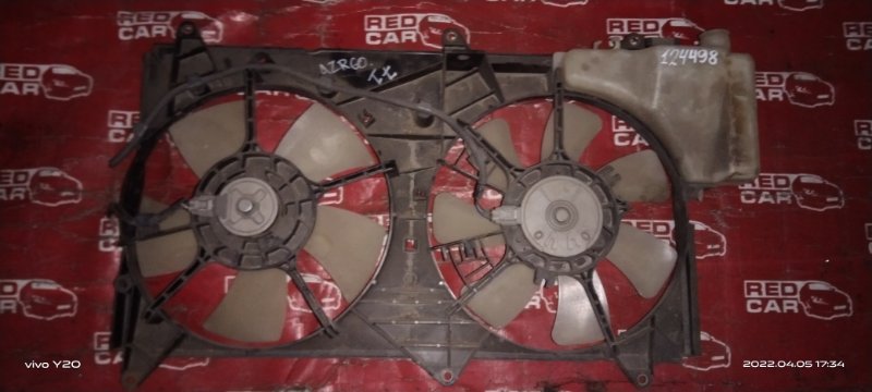 Диффузор радиатора Toyota Voxy AZR60 (б/у)