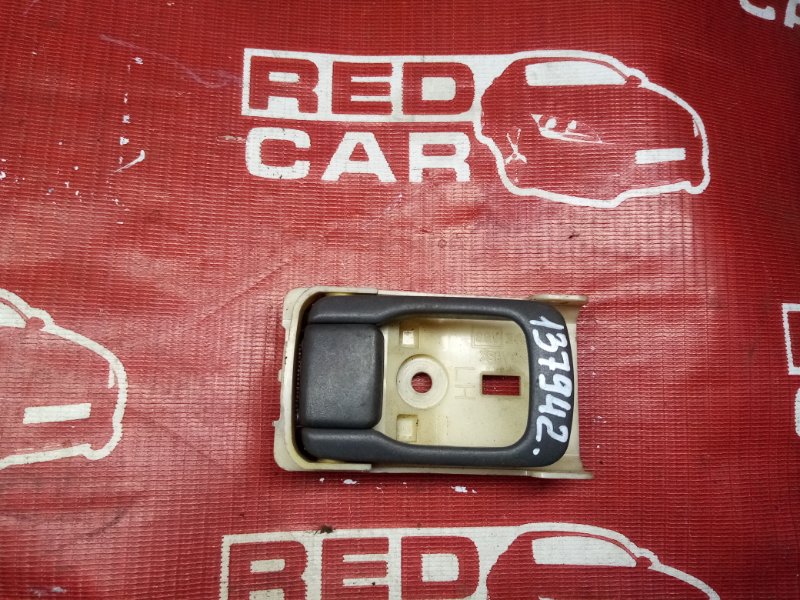 Ручка двери внутренняя Nissan Presea PR11 передняя левая (б/у)