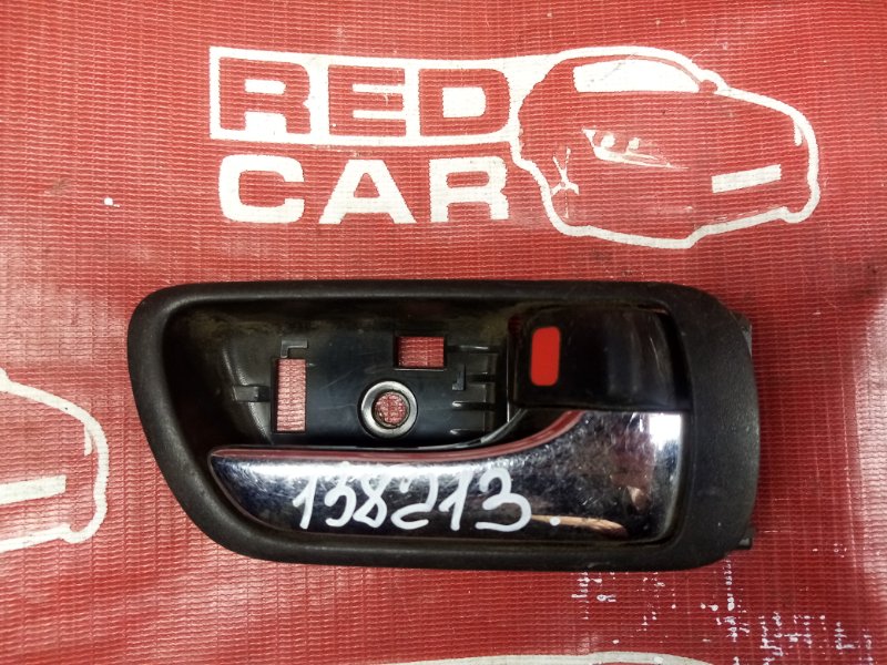 Ручка двери внутренняя Toyota Premio ZZT240 правая (б/у)